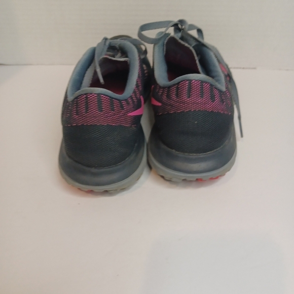 Nike Women's FS Lite Run 2 684667-005 Gray Pink Running Shoes Sneakers Size 8.5 - Picture 5 of 6
